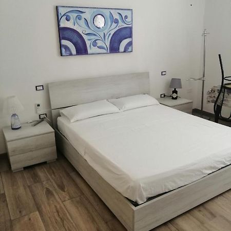 Delcicer Casa Vacanze O Camera Privata กาลาตีนา ภายนอก รูปภาพ