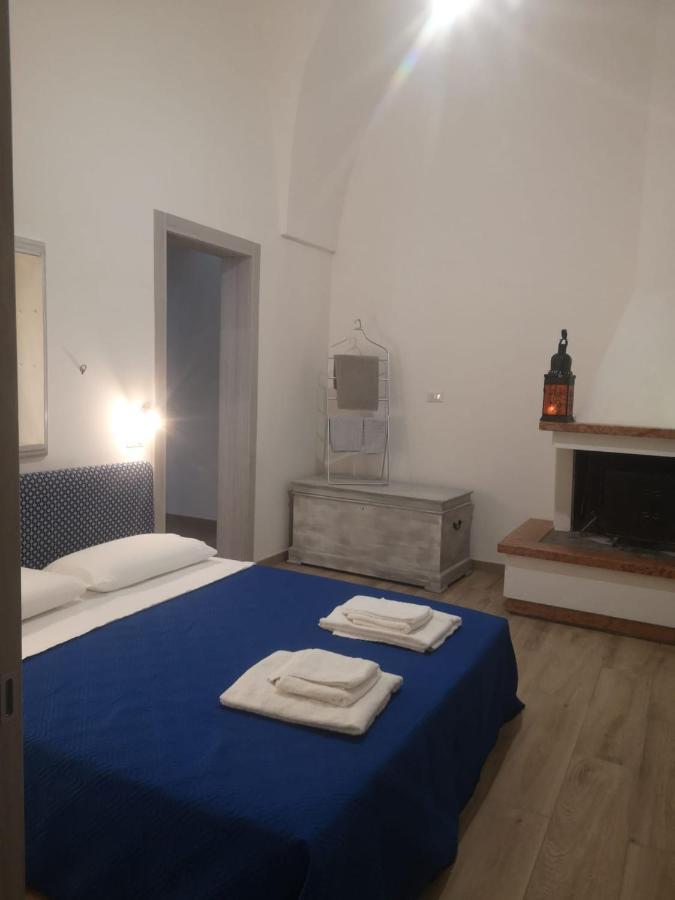Delcicer Casa Vacanze O Camera Privata กาลาตีนา ภายนอก รูปภาพ