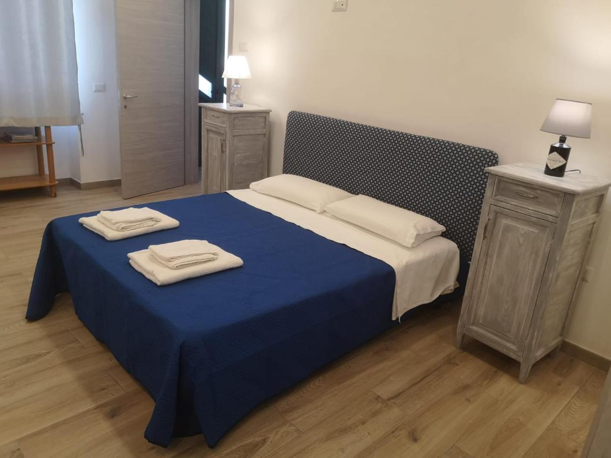 Delcicer Casa Vacanze O Camera Privata กาลาตีนา ภายนอก รูปภาพ